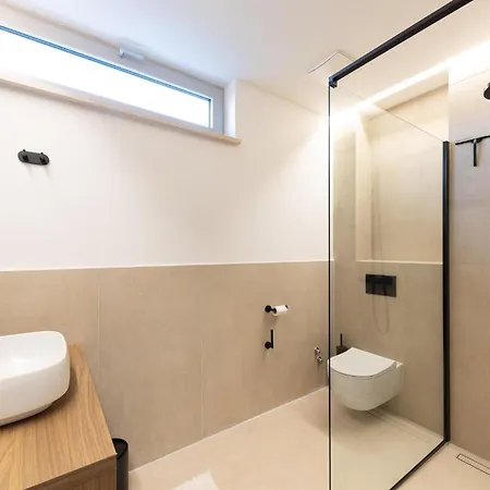 Casa Fronte Mare A Con Sauna Vis